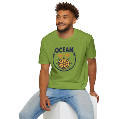 Ocean Awaits Compass, Unisex T-Shirt